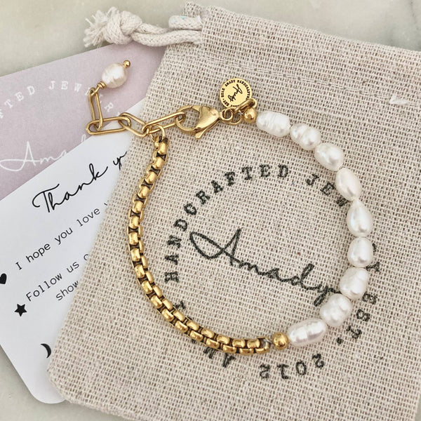 Pearls Bracelet Gold Plated Box Chain Adjustable