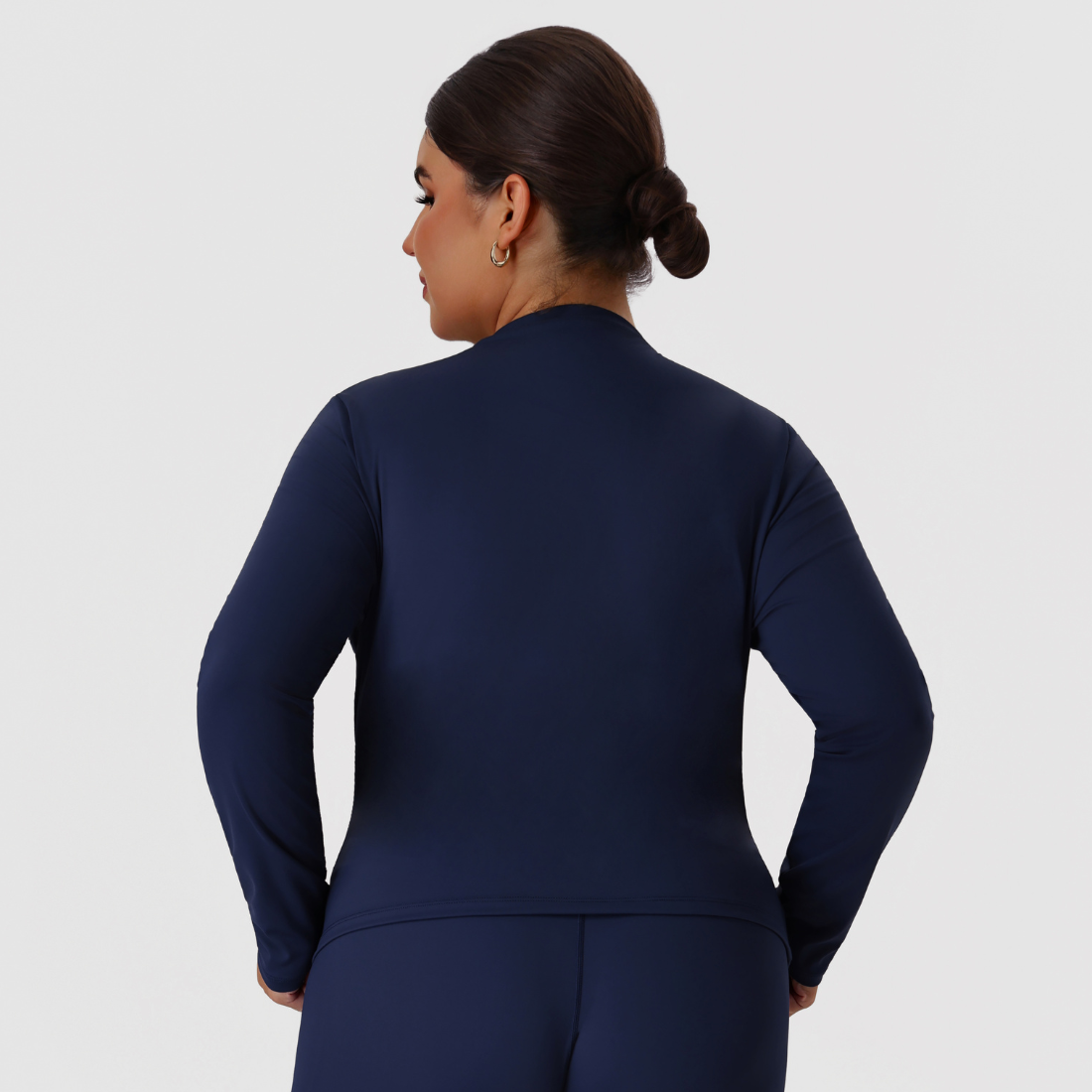 Plus size women's crew neck fitted long sleeve tee in navy blue