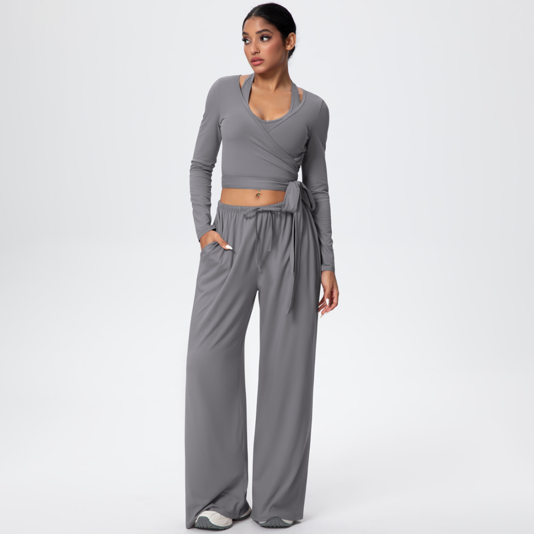 Women’S 3-Piece Set:Halterneck Top &Long Sleeves Top & Pants